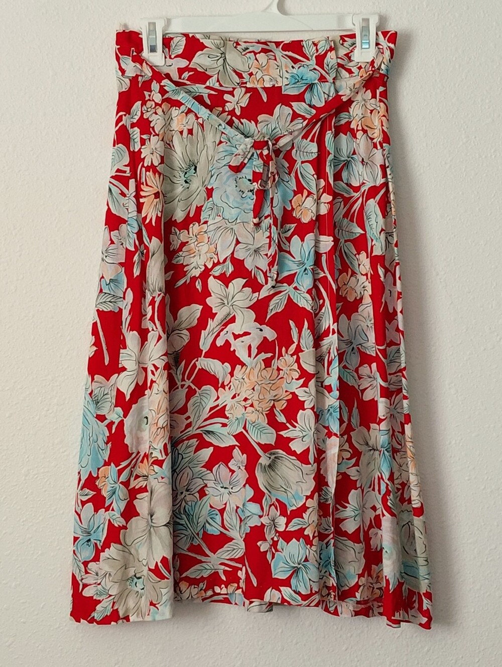 Vintage Red Tropical Floral Wrap Skirt with Tie Waist